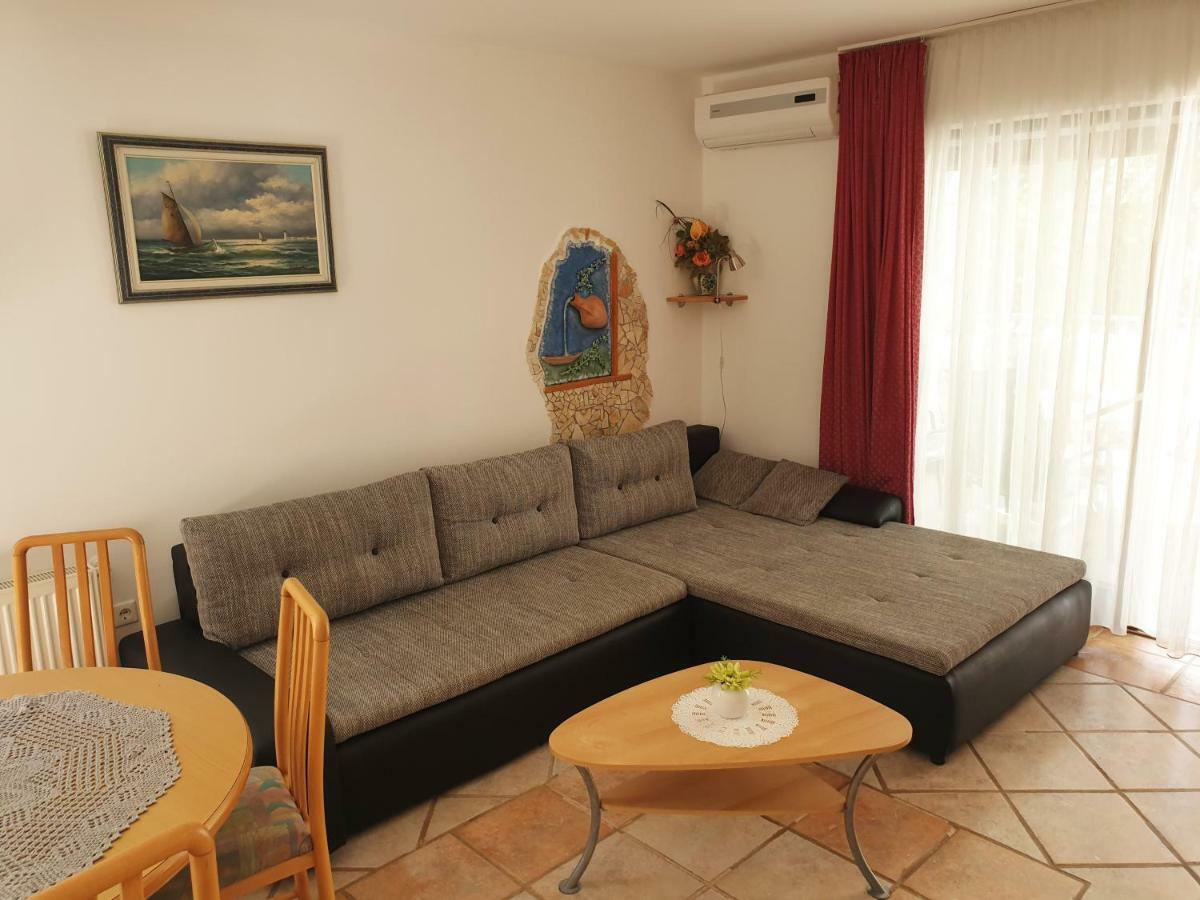 Apartmenthaus Fa Rovinj Exterior foto